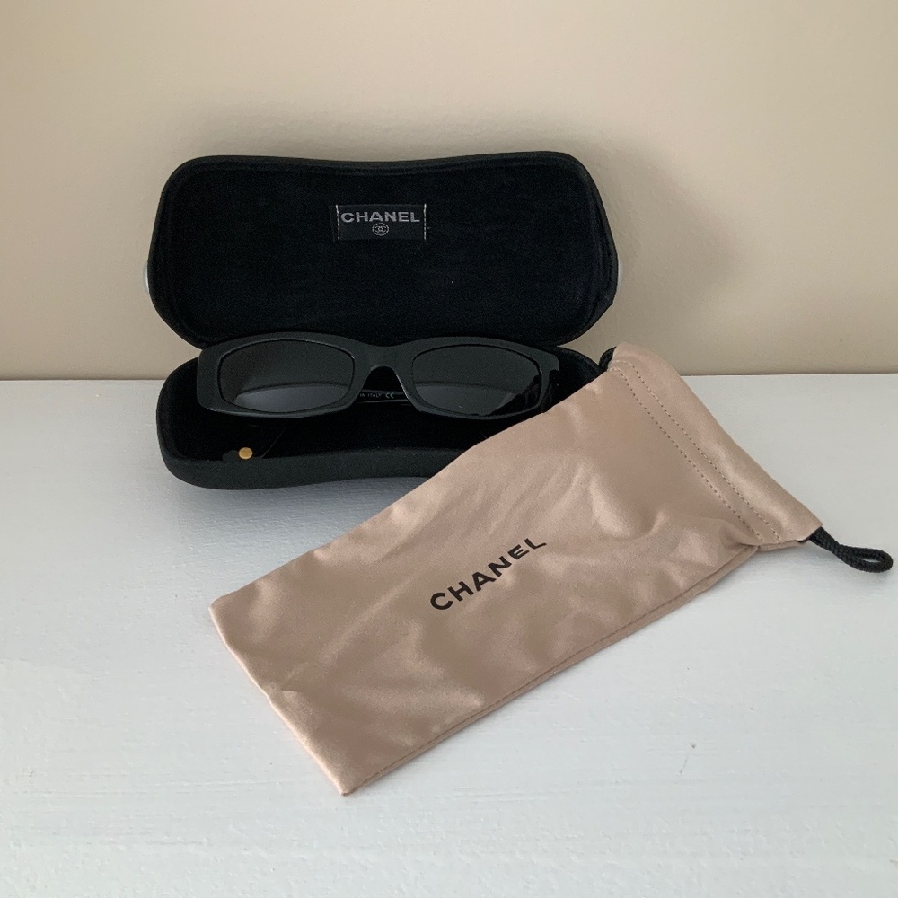 AUTHENTIC CHANEL SUNGLASSES
